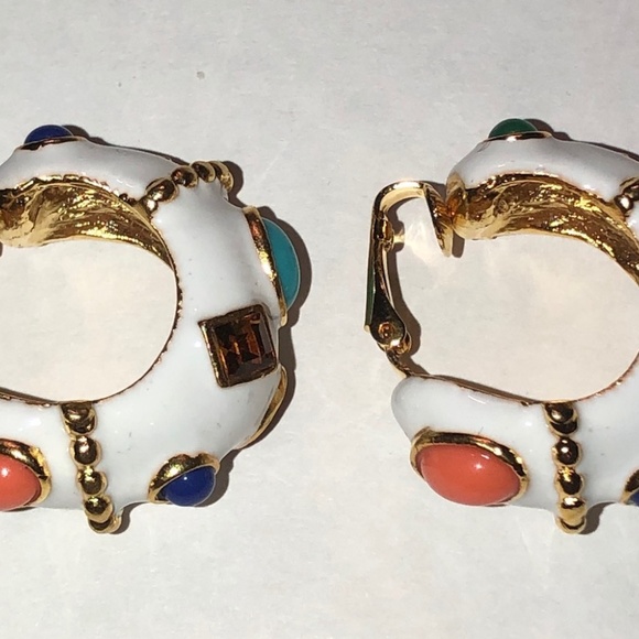 KENNETH JAY LANE, WHITE OR BLACK ENAMEL GO… - Picture 8 of 14